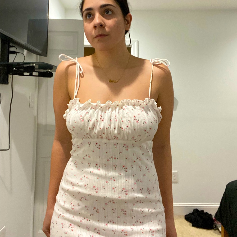 Louia white and pink flower dress
